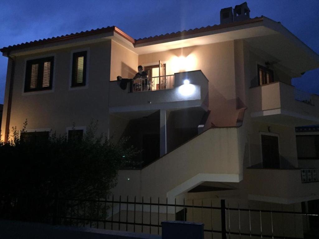 Domo Mea Apartment Villasimius Exterior photo